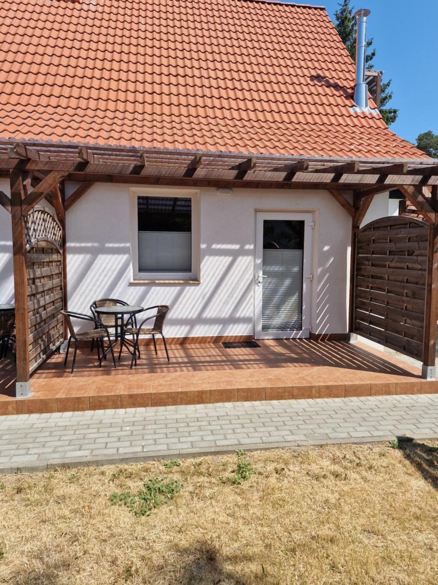 Dom Przy Plazy Apartment Dźwirzyno Exterior foto